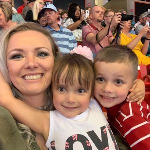 Meet your Posher, Michelle r